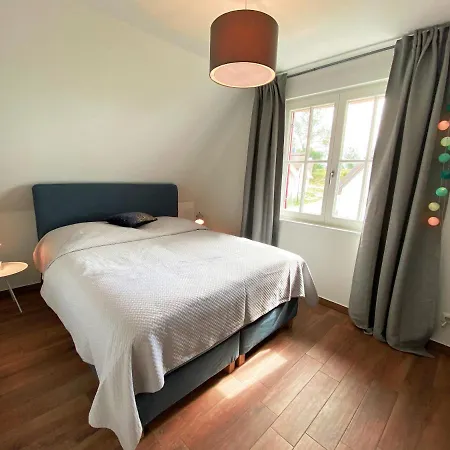 Haus Zwischen Muehle Und Apartment