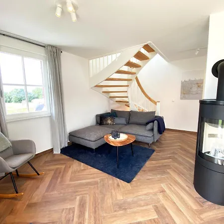 Apartment Haus Zwischen Muehle Und *